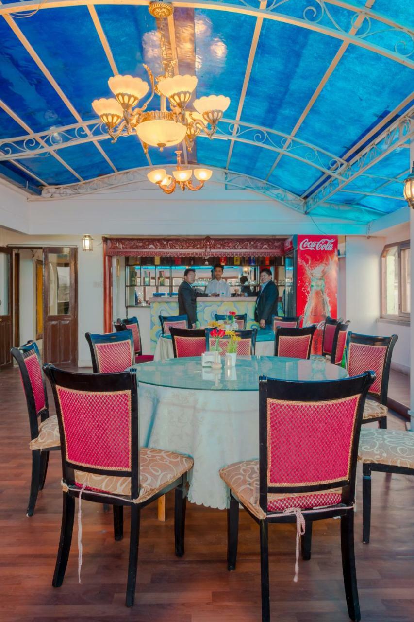 Skyline Hotel Katmandu Zewnętrze zdjęcie