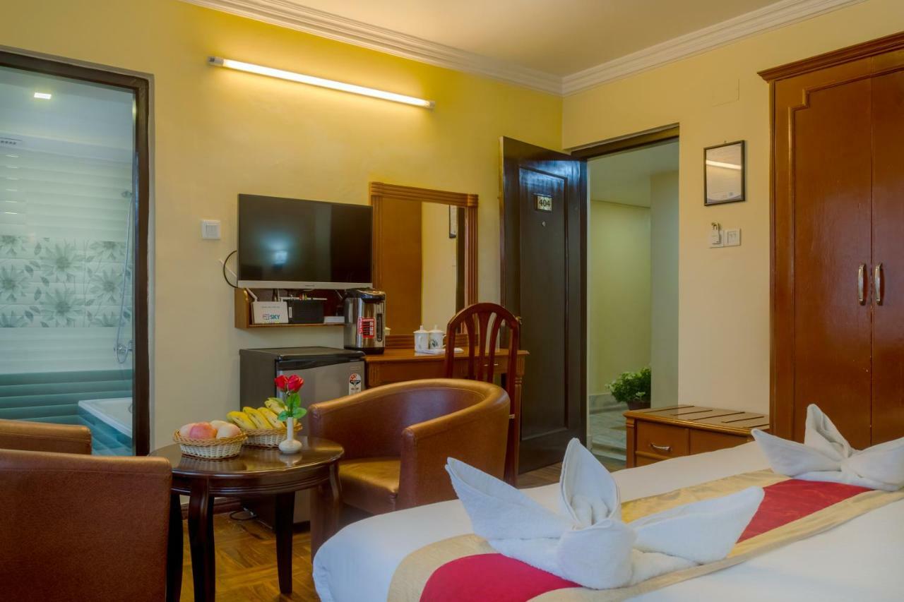 Skyline Hotel Katmandu Zewnętrze zdjęcie
